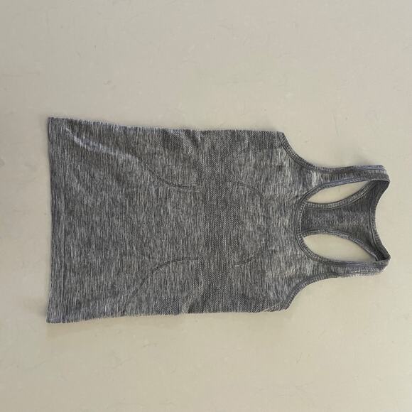 Lululemon Swiftly Tech Women 4 Gray Racerback Tank Top Knit Vented Yoga Dance - Picture 3 of 5